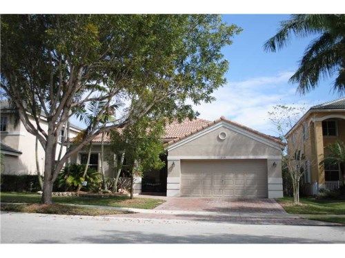 1310 CROTON CT, Fort Lauderdale, FL 33327
