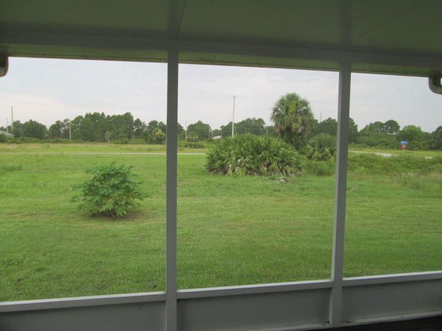 746 Festival Ave. S., Lehigh Acres, FL 33974