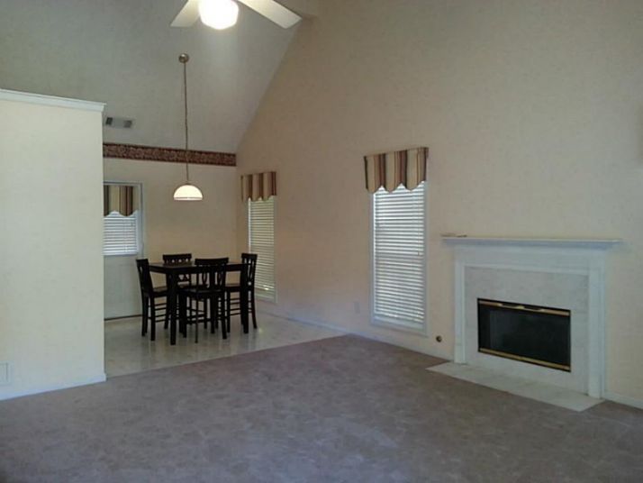 4872 Hunt Club, Flowery Branch, GA 30542