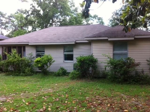 809 Dennis Street, Leesville, LA 71446