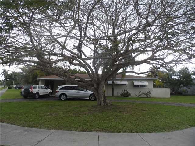 825 NW 15 ST, Homestead, FL 33030
