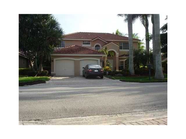 2568 JARDIN PL, Fort Lauderdale, FL 33327