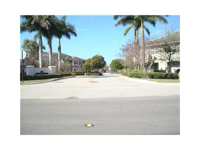 755 NW 42ND AV # 755, Fort Lauderdale, FL 33317
