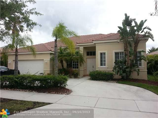 908 CRESTVIEW CIR, Fort Lauderdale, FL 33327