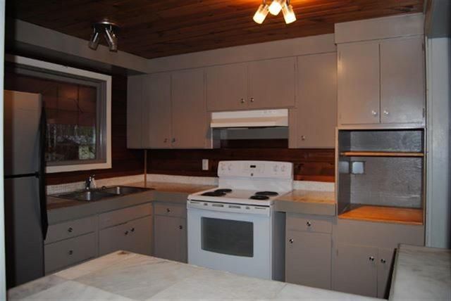 4460 Woodriver Drive, Fairbanks, AK 99709