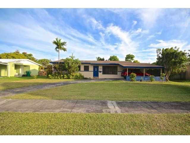 10460 SW 45 ST, Miami, FL 33165