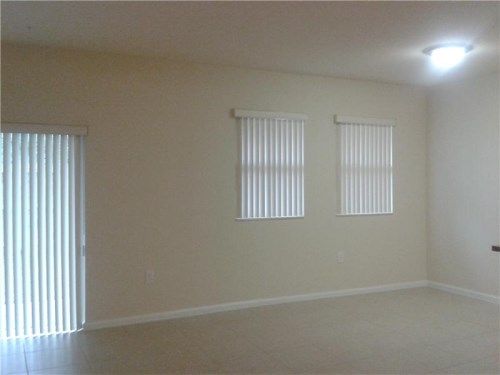 8740 NW 97 # 104, Miami, FL 33178