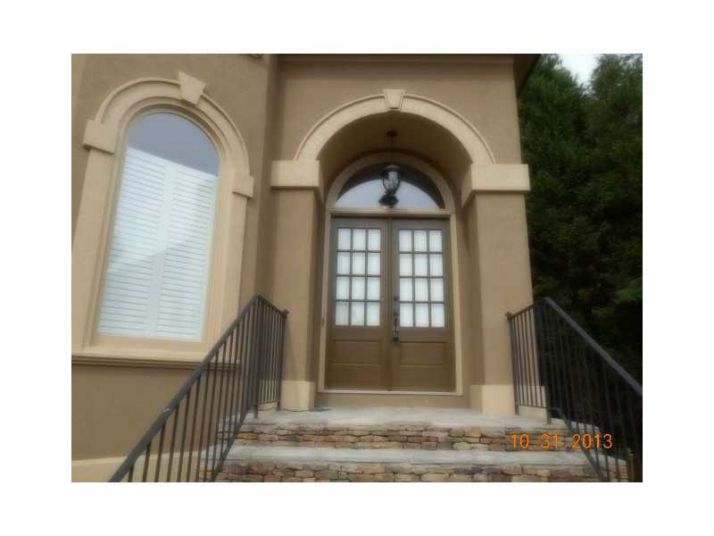 426 Clubview Drive, Woodstock, GA 30189