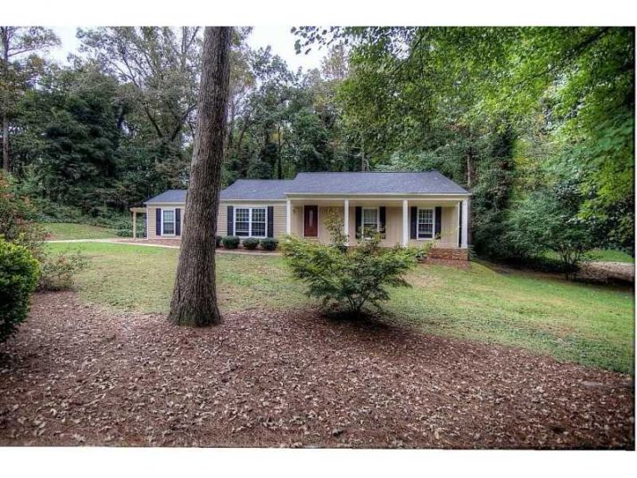 294 Lamplighter Lane Se, Marietta, GA 30067