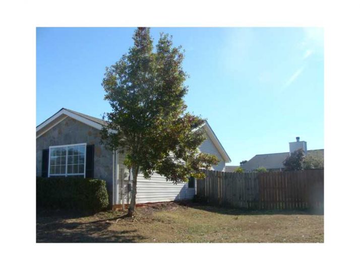 203 Autumn Lake Way, Mcdonough, GA 30253