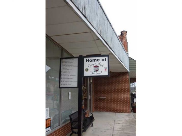 45 N Main Street, Ellijay, GA 30540