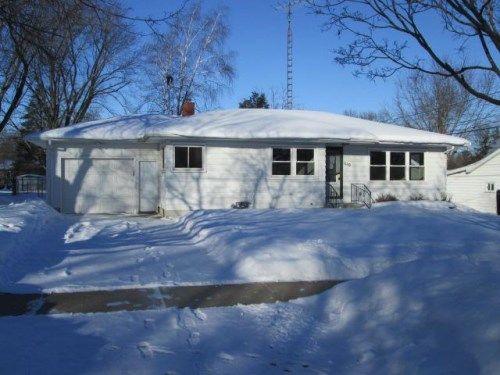1110 S Main St, Fort Atkinson, WI 53538