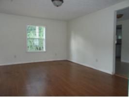 754 N Donahue Dr, Auburn, AL 36832