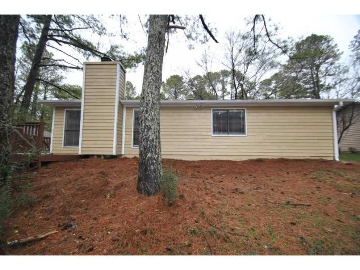 665 Creekwood Crossing W, Roswell, GA 30076