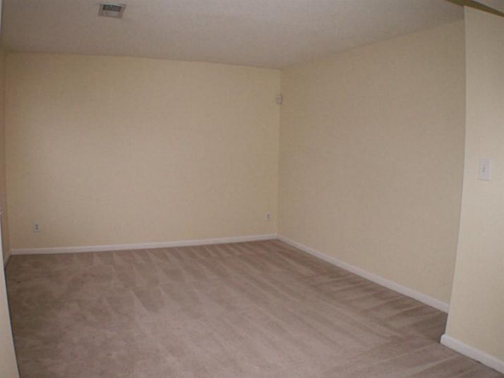 4182 Boulder Pointe Drive, Ellenwood, GA 30294