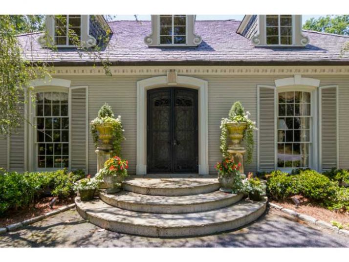 2511 W Wesley Road, Atlanta, GA 30327