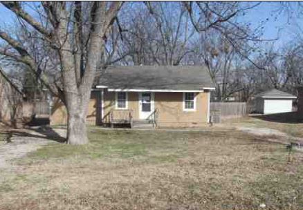 1006 E Gardena Stre, Ada, OK 74820