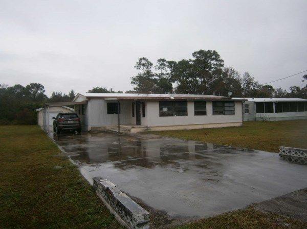 2185 SW University, Stuart, FL 34997