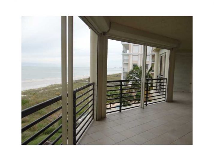 200 121st Avenue, Saint Petersburg, FL 33706