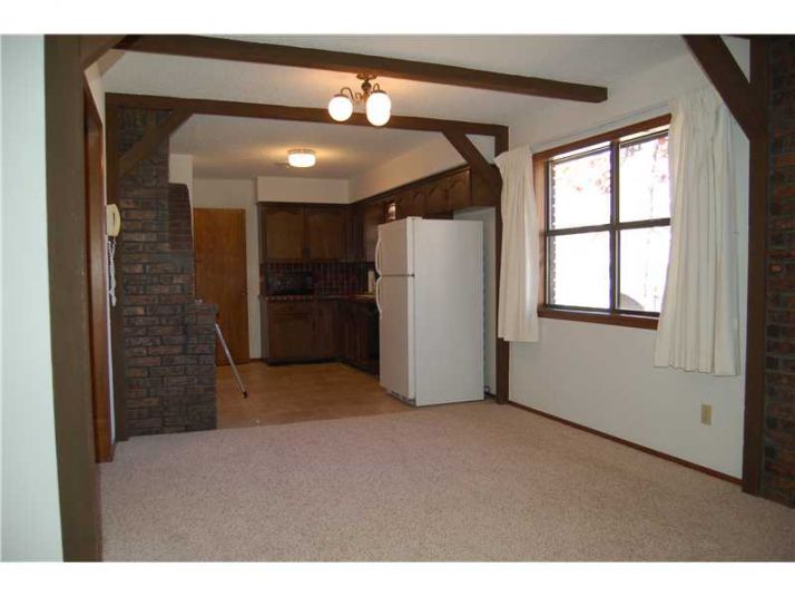 927 S 26TH ST, Rogers, AR 72758