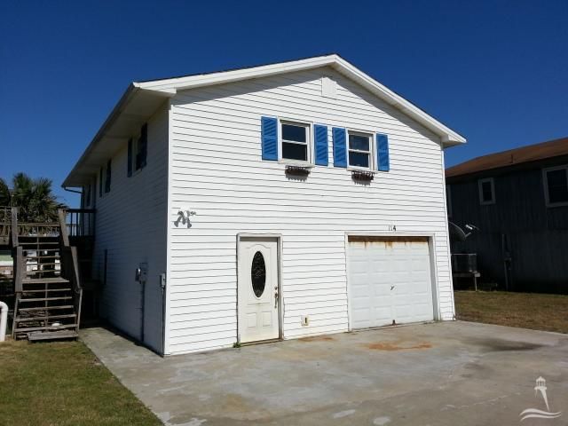 114 Dolphin St, Supply, NC 28462