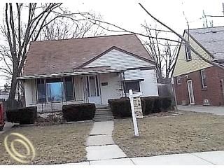 925 Sunningdale Dr, Inkster, MI 48141
