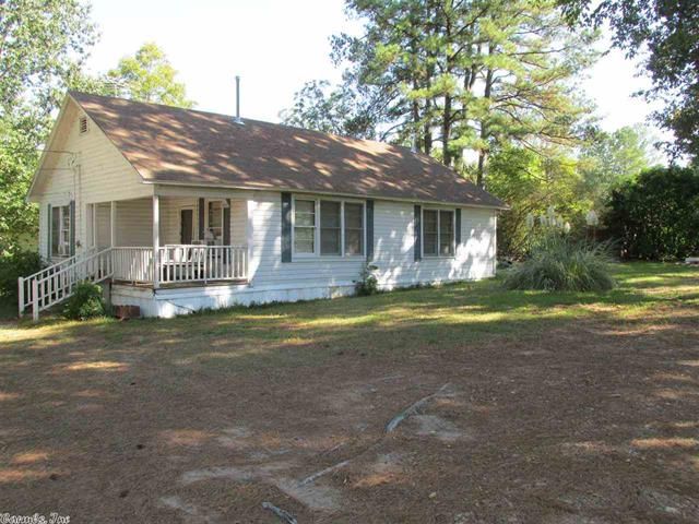 303 Curtis Road, Gurdon, AR 71743