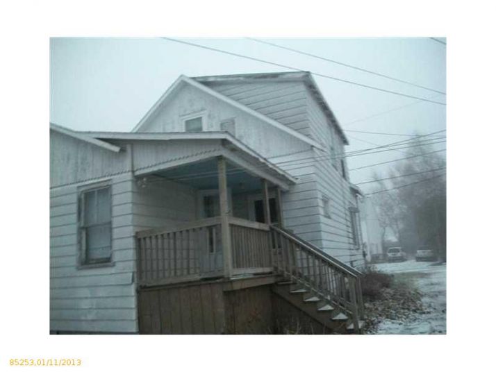 110 Noble Ct, Pittsfield, ME 04967