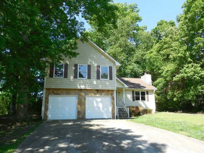 1251 Creekwood Cv, Lawrenceville, GA 30046