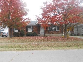 2313 Peaslee Rd, Louisville, KY 40216
