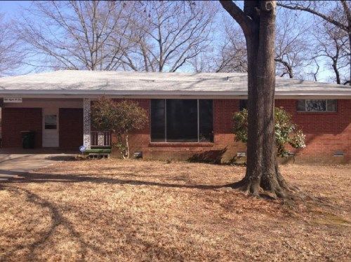 5801 Freeland Dr, Little Rock, AR 72209