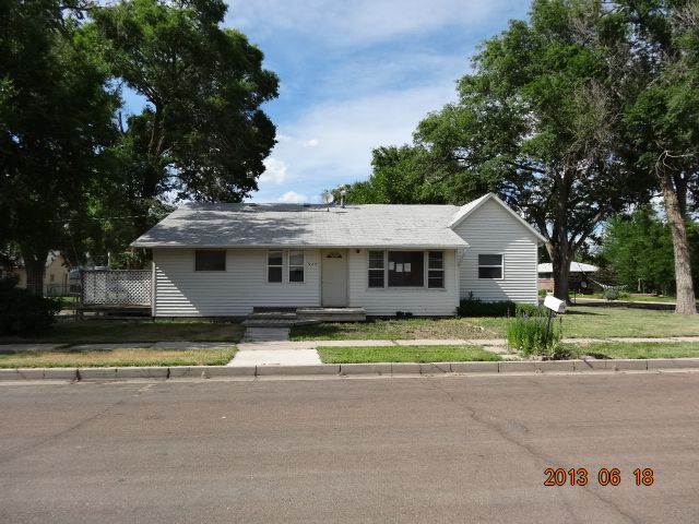 239 Bignell St, Holyoke, CO 80734