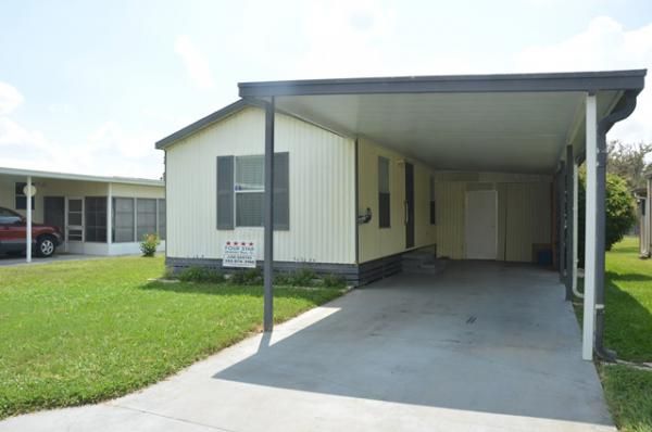 6889 Century Drive, Wildwood, FL 34785