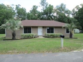 1041 NE 13th Ave, Trenton, FL 32693