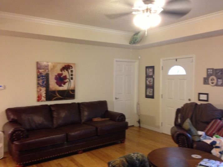 445 Leslie Cir, Batesville, AR 72501