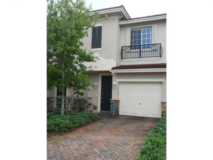 254 LAS BRISAS CR # 254, Fort Lauderdale, FL 33326
