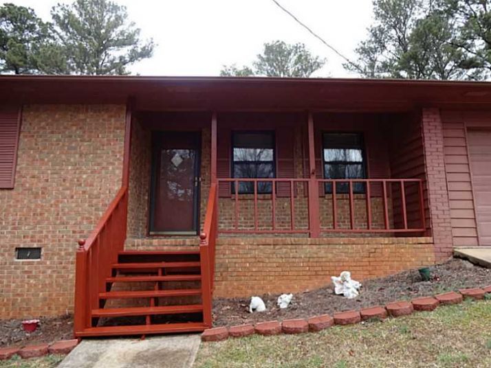 4677 Cresant Lane, Douglasville, GA 30135