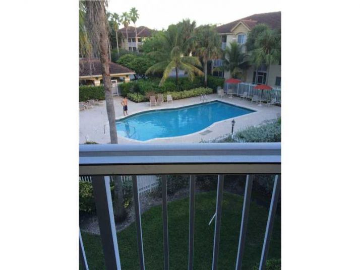 420 S PARK RD # 2308, Hollywood, FL 33021