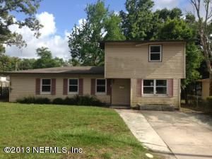 10532 Dobell Rd, Jacksonville, FL 32246