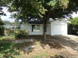 1320 N F St, Lake Worth, FL 33460