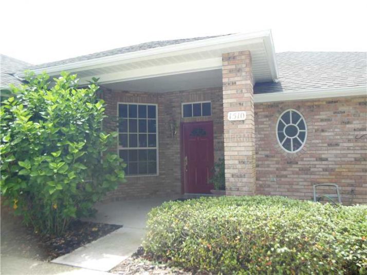 1510 E. Silver Hammock, Deland, FL 32720