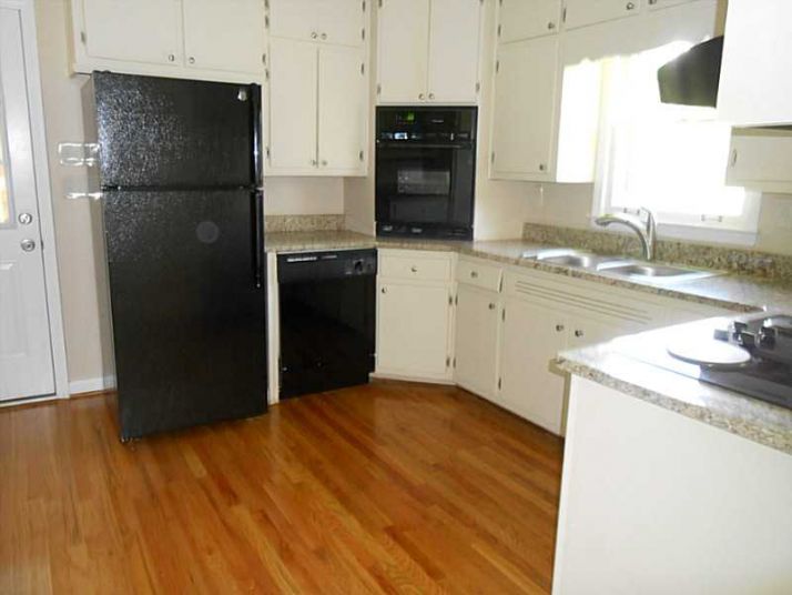 2279 Eastwood Drive, Snellville, GA 30078