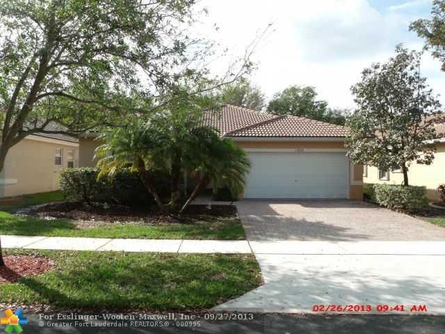 13828 SW 32ND ST, Hollywood, FL 33027