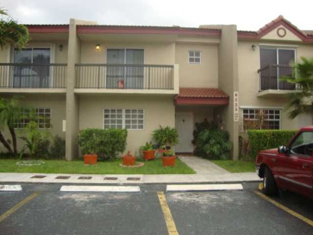 6225 Sw 129th Pl Apt 2104, Miami, FL 33183