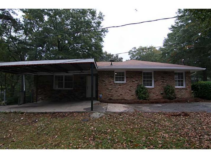 2042 River Road, Ellenwood, GA 30294