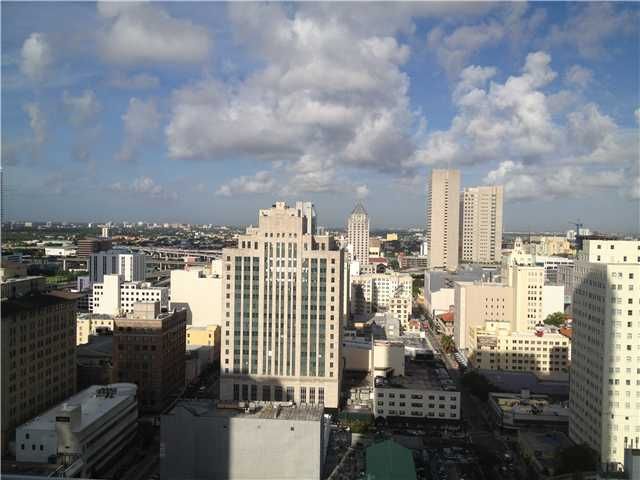 50 BISCAYNE BL # 2505, Miami, FL 33132