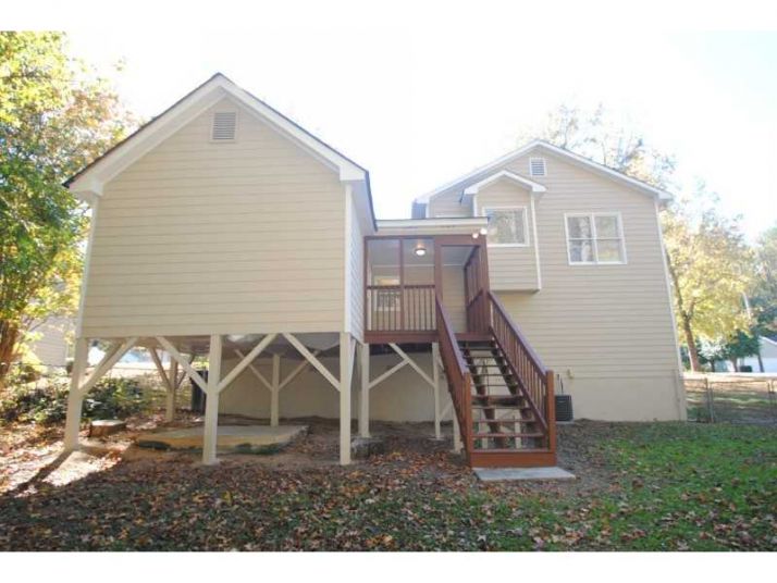 3510 Traddsprings Way, Snellville, GA 30039