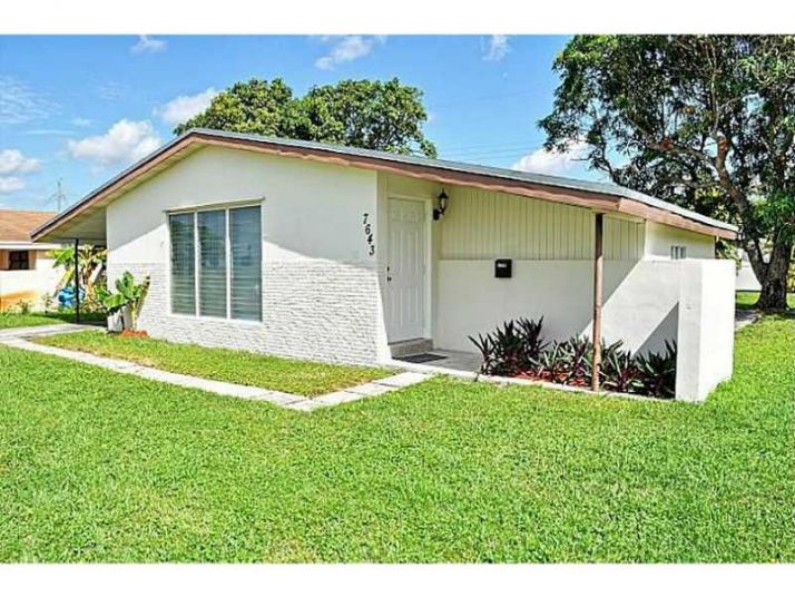 7643 PLANTATION, Hollywood, FL 33023