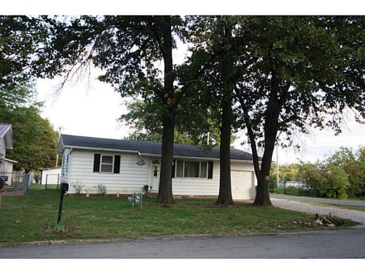 420 S GILES AVE, Gentry, AR 72734