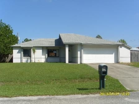 687 Di Lido Street, Palm Bay, FL 32907